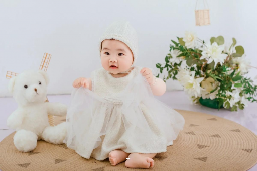 义乌宝宝几个月抬头